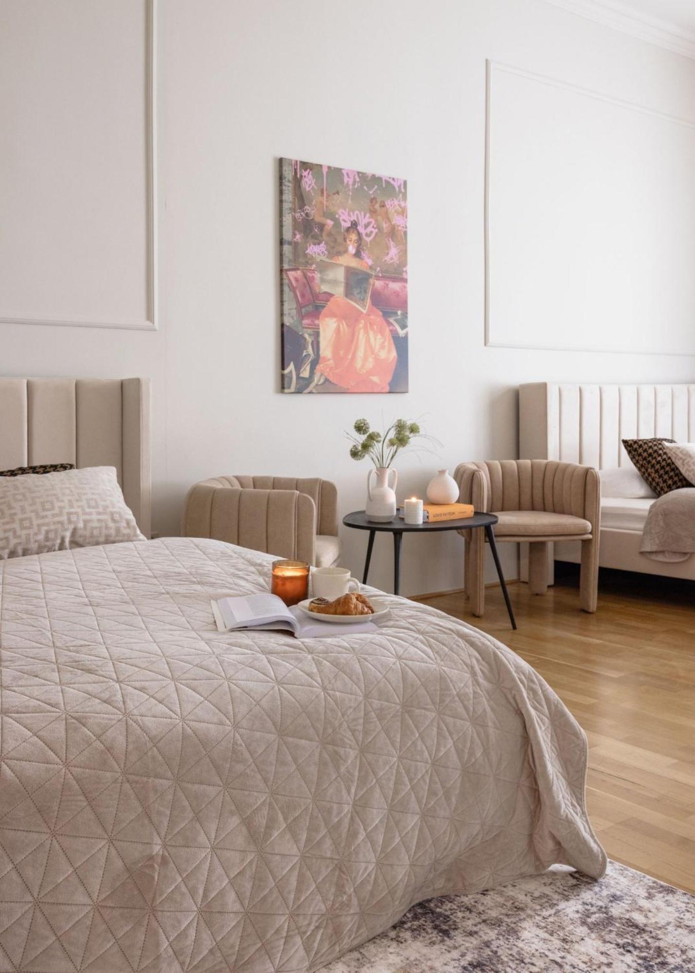 Timeless Elegant Apartment By Opera House Budapest Ngoại thất bức ảnh