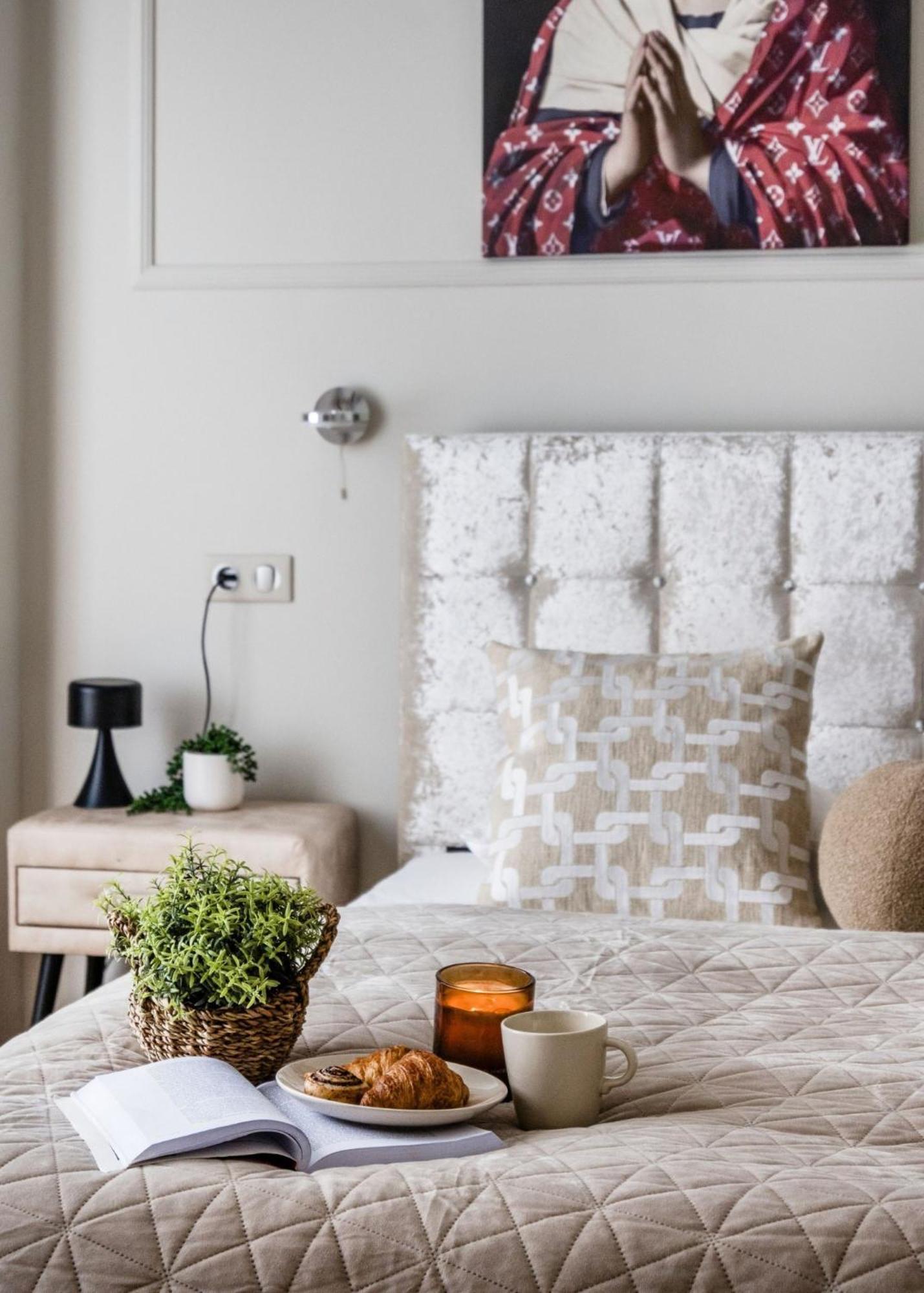 Timeless Elegant Apartment By Opera House Budapest Ngoại thất bức ảnh